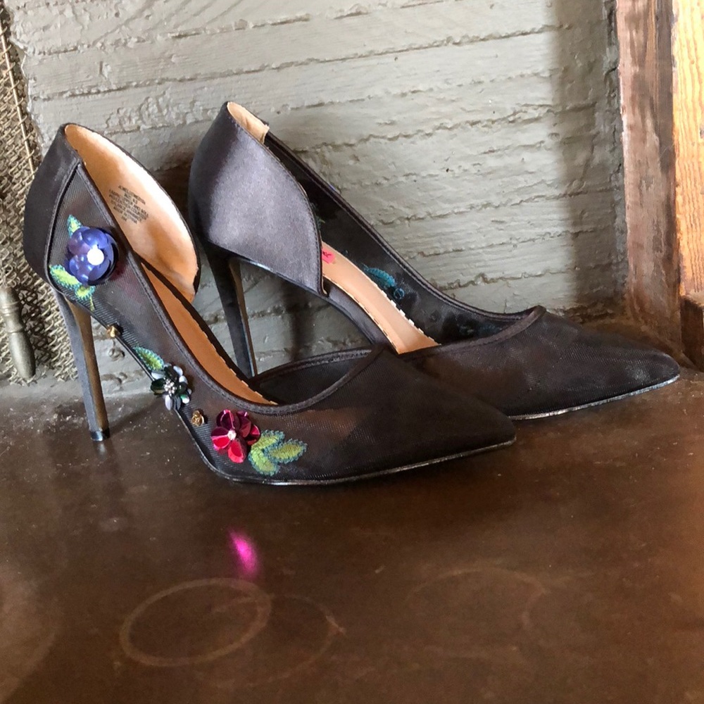Black Betsy Johnson Heels W Beading And Embroidery